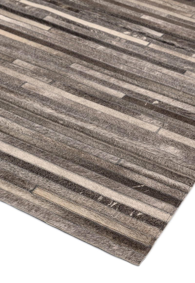 Covor pufos din piele lucrat manual modern model geometric Gaucho Dark Grey Stripe 3 mm 120x170 cm GAUC120170DGRE - imagine 3