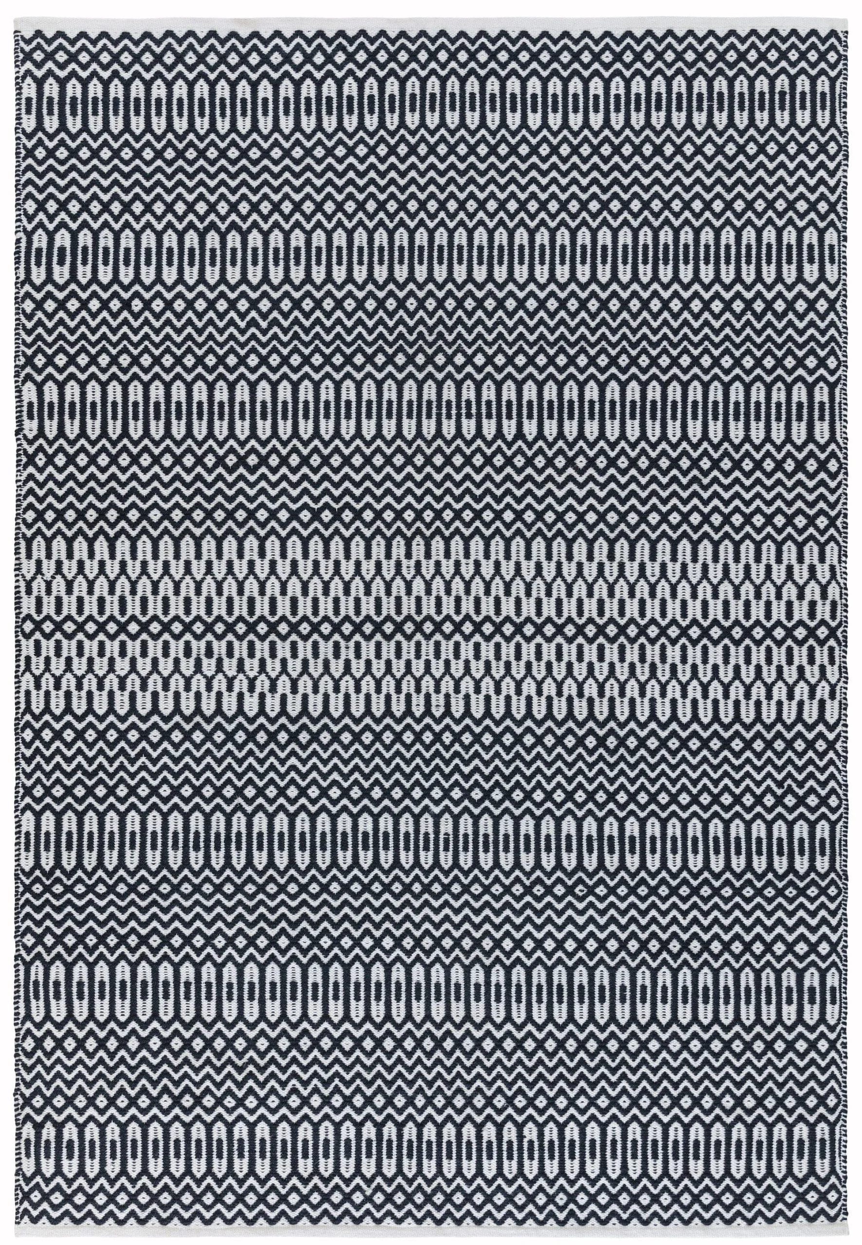 Covor negru lucrat manual modern outdoor model geometric Halsey Black 3 mm 160×230 cm HALS160230BLAC