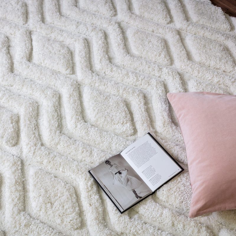 Covor pufos alb lucrat manual modern model geometric Harrison Off White 20-40 mm 200x290 cm HARR200290WHIT - imagine 3