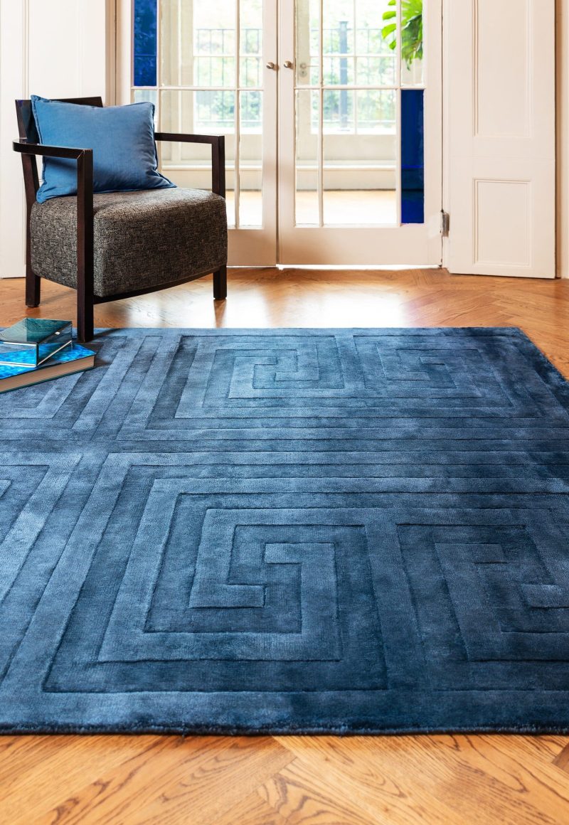 Covor pufos albastru din vâscoză lucrat manual modern model geometric Kingsley Blue 9 mm 200x300 cm KING200300BLUE - imagine 2