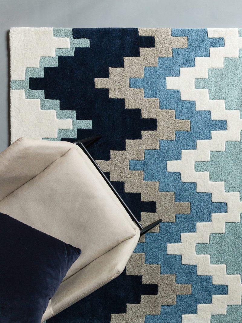 Covor pufos albastru din lână lucrat manual modern model geometric Matrix Cuzzo Blue 11 mm 120x170 cm MATR1201700070 - imagine 2