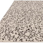 Covor negru modern model geometric Muse Black Spotty 9 mm 80x150 cm MUSE0801500011