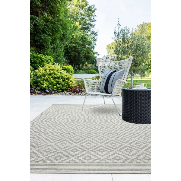 Covor gri modern outdoor model geometric Patio Diamond Grey 4 mm 80x150 cm PATI0801500011