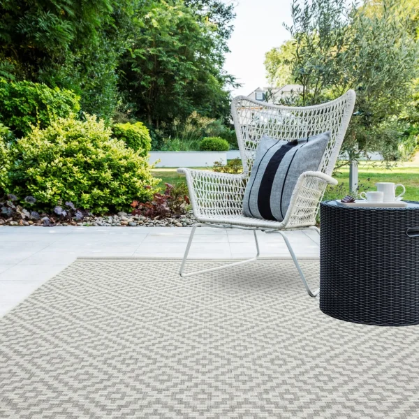 Covor gri modern outdoor model geometric Patio Diamond Grey 4 mm 80x150 cm PATI0801500011