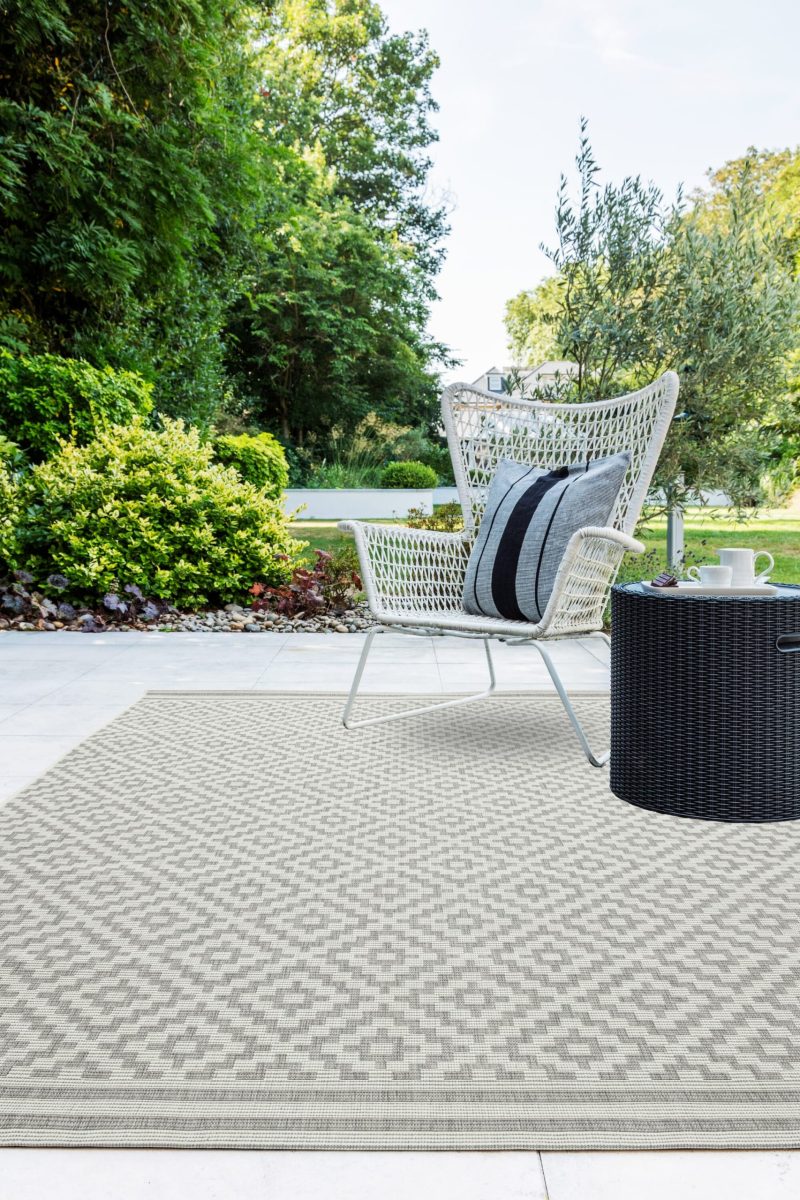 Covor gri modern outdoor model geometric Patio Diamond Grey 4 mm 200x290 cm PATI2002900011 - imagine 2