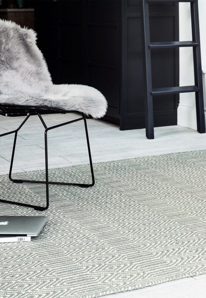 Covor argintiu din bumbac lână lucrat manual modern outdoor model geometric Sloan Silver 4 mm 66x200 cm SLOA066200SILV - imagine 3