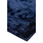 Covor pufos albastru modern model uni Whisper Navy Blue 40 mm 65x135 cm WHIS065135BLUE