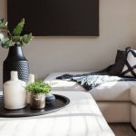 7 Sfaturi Practice pentru Decorarea Casei cu Accente Negre – Ghid Complet 2024