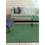 Covor pufos verde din lână lucrat manual modern model uni York Forest Green 9 mm 200x290 cm YORK200290FORE