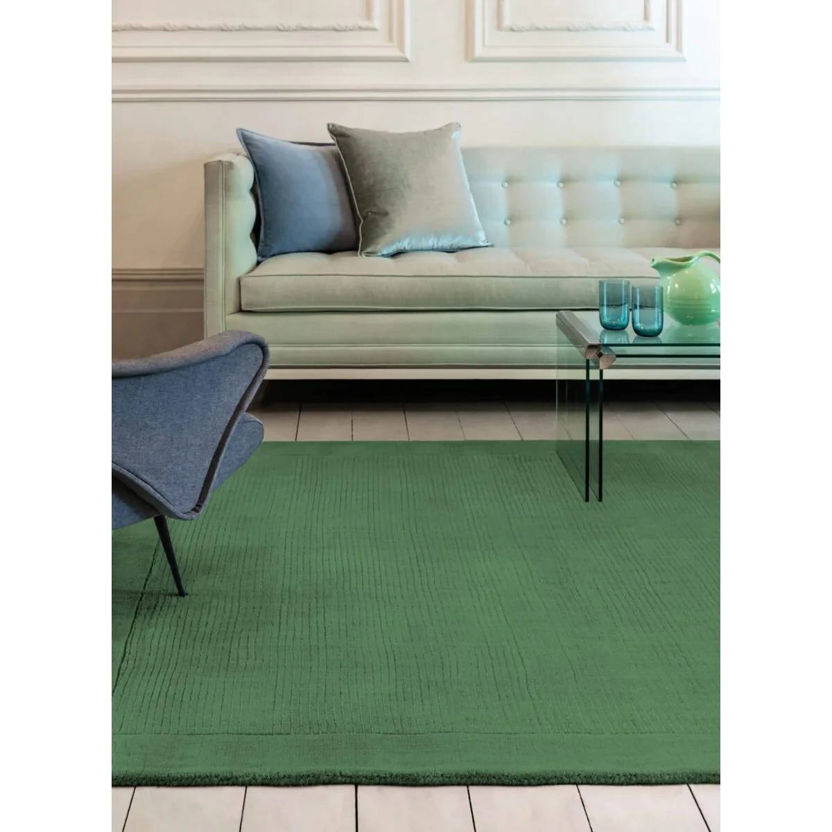 Covor pufos verde din lână lucrat manual modern model uni York Forest Green 9 mm 200x290 cm YORK200290FORE