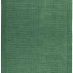 Covor pufos verde din lână lucrat manual modern model uni York Forest Green 9 mm 200×290 cm YORK200290FORE