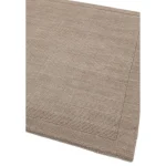 Covor pufos taupe din lână lucrat manual modern model uni York Taupe 9 mm 80x150 cm YORK080150TAUP