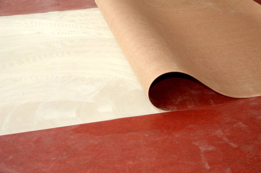 Linoleum vs. Covor PVC - Asemănări și diferențe? Linoleum vs. Covor PVC - Asemănări și diferențe?