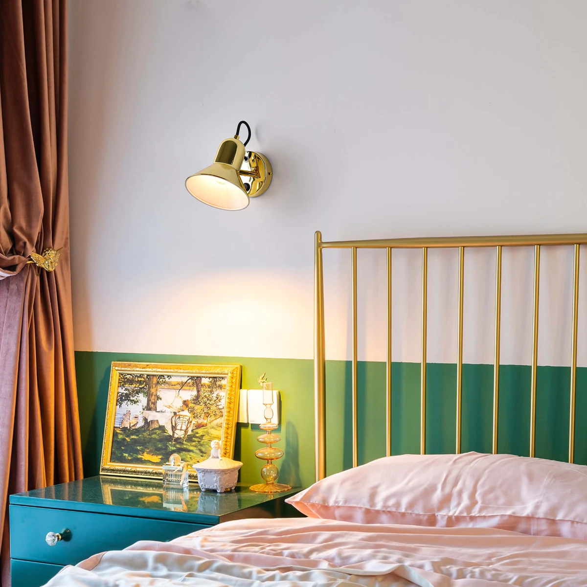 lampa-de-perete-astama-1xe27-zloty-lp-11221w-gd-light-prestige-2 Aplica Astama aurie 1xE27 Light Prestige