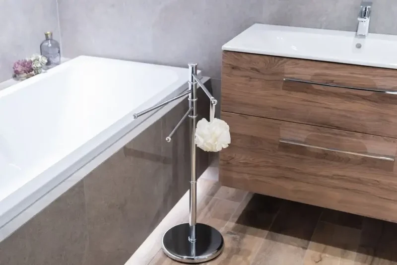 Suport prosoape cu 3 brațe, oțel cromat, AWD02060030, AWD Interiors