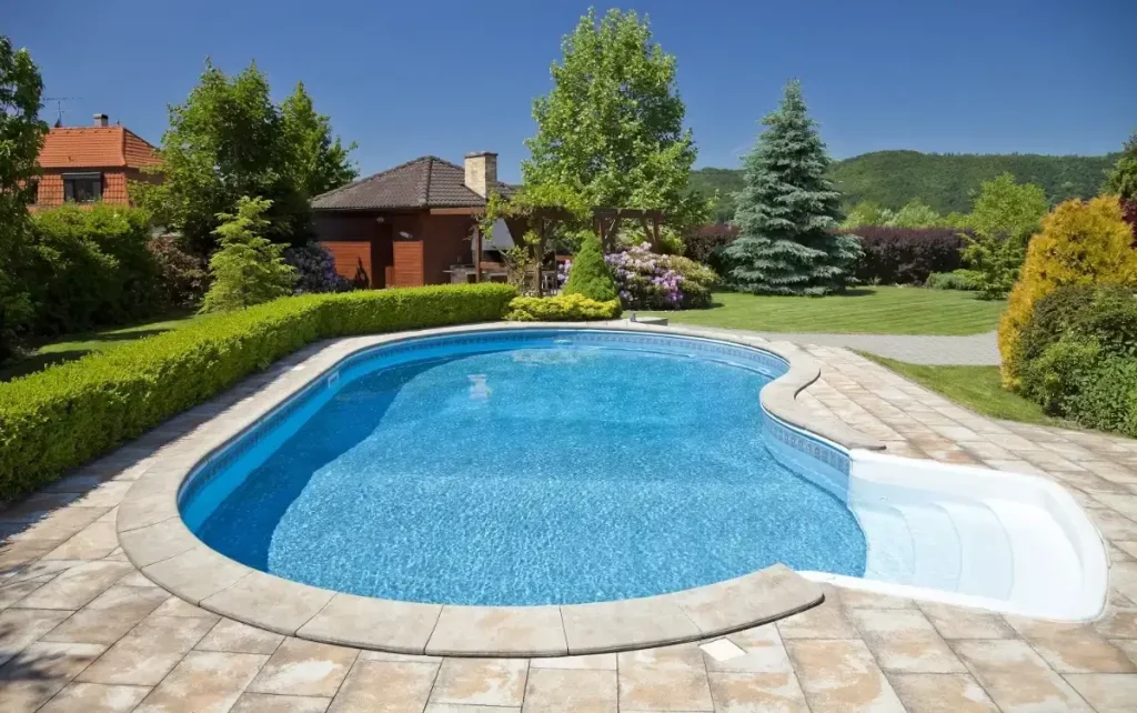 5 Lucruri de Știut Înainte de a Construi Piscina 5 Lucruri Esențiale de Știut Înainte de a Construi Piscina Ta