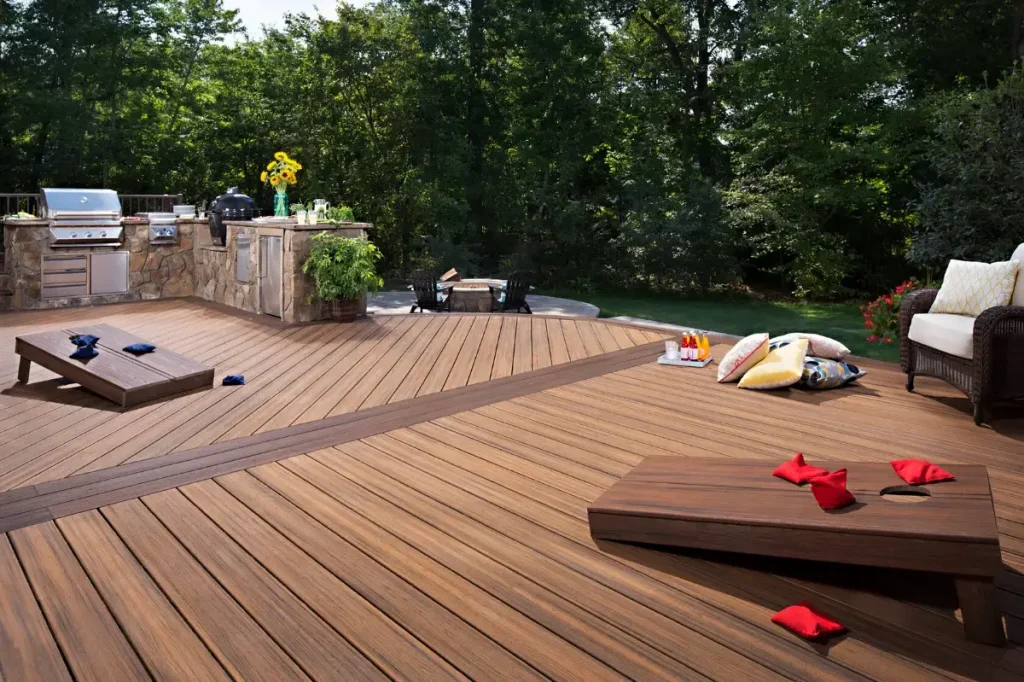 Deck WPC compozit pentru terase: combinația intre durabilitate și estetică pentru spațiul tău exterior Deck WPC compozit pentru terase: combinația intre durabilitate și estetică pentru spațiul tău exterior