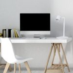 Iluminatul corect al biroului îți poate dubla productivitatea și proteja ochii