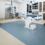 Pardoseli PVC Eterogene vs Omogene: Care Este Diferența și Ce Variantă Ți se Potrivește?