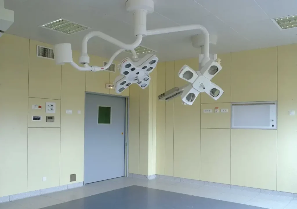 Psihologia culorilor în spațiile medicale: Cum alegerea tapetului PVC transformă experiența pacienților Psihologia culorilor în spațiile medicale: Cum alegerea tapetului PVC transformă experiența pacienților