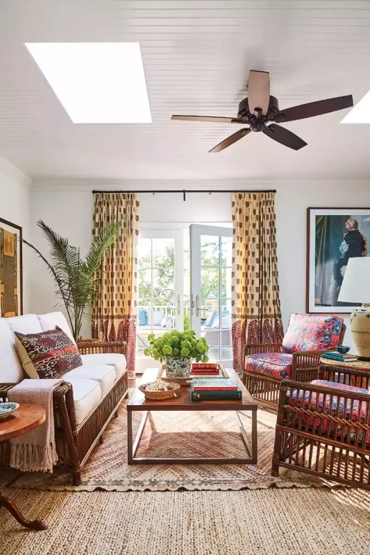 Cum să Alegi Perdelele pentru Living, Conform Designerilor Cum să Alegi Perdelele pentru Living, Conform Designerilor