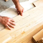 Parchetul dublu stratificat și încălzirea în pardoseală: Ghid pentru eficiență termică optimă