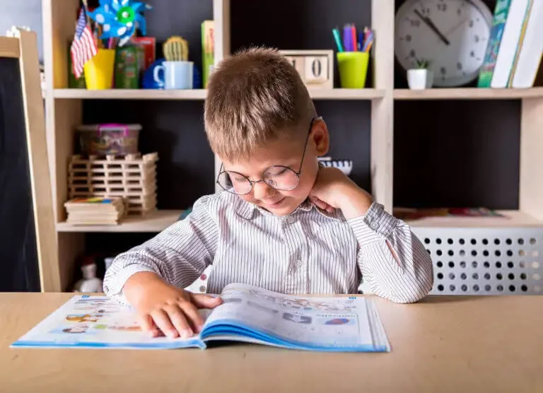 Cum să Amenajezi un Spațiu de Studiu Dedicat pentru Copiii Tăi Cum să Amenajezi un Spațiu de Studiu Dedicat pentru Copiii Tăi