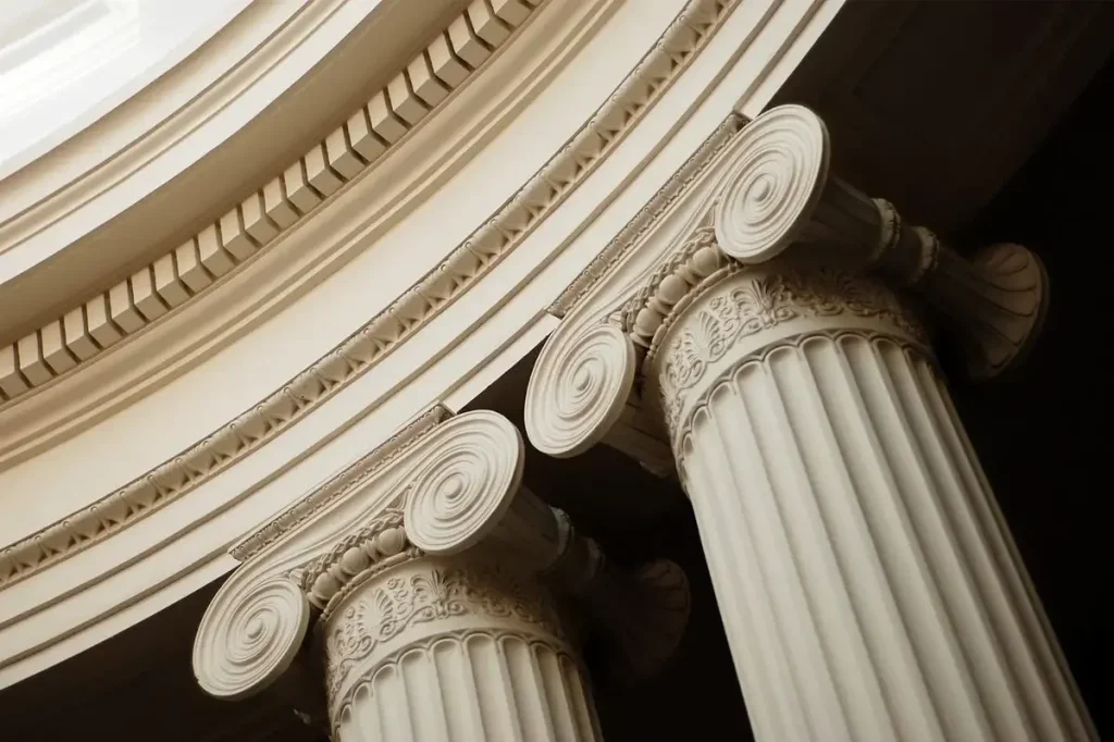 Stiluri de capiteluri: Doric, Ionic și Corintic | Cele trei stiluri clasice de capiteluri pentru coloane și diferențele dintre acestea Stiluri de capiteluri: Doric, Ionic și Corintic | Cele trei stiluri clasice de capiteluri pentru coloane și diferențele dintre acestea