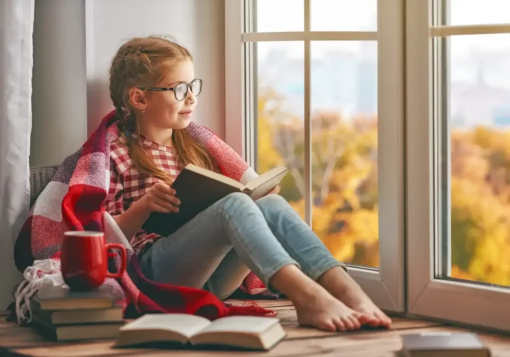 Cum să Creezi Colțul Perfect de Lectură pentru Casa Ta - Sfaturi de Decor Cum să Creezi Colțul Perfect de Lectură pentru Casa Ta - Sfaturi de Decor