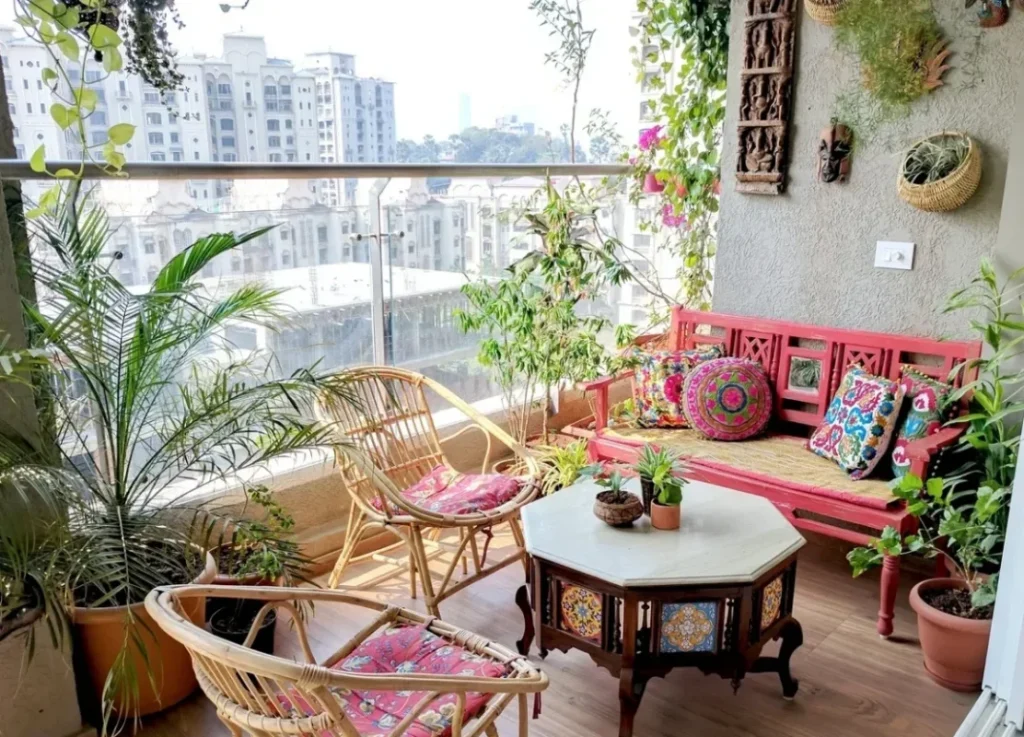 4 Idei Creative pentru Amenajarea Balconului - Transformă-ți Spațiul Exterior 4 Idei Creative pentru Amenajarea Balconului - Transformă-ți Spațiul Exterior