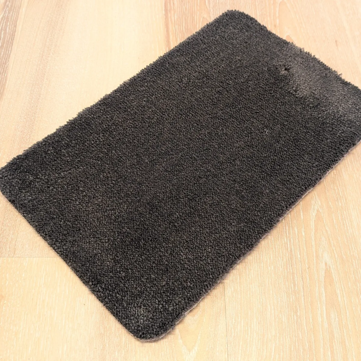 mocheta-negru-antracit-impulso-97-aw-4ml-1 Mochetă negru antracit, Impulso 97, AW, 4ml