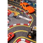 Covor de joacă pentru copii cu curse auto, 95 x 133 cm, Rebel Roads Tales of Speed