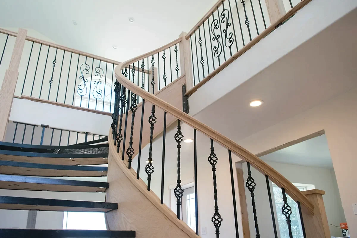10 Modele Moderne de Balustrade care Fac Scările să Iasă în Evidență 10 Modele Moderne de Balustrade care Fac Scările să Iasă în Evidență