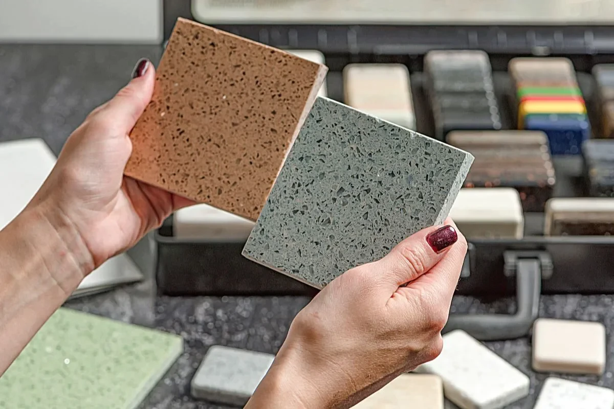 Tipuri de piatră decorativă: Marmură, granit, travertin și alte opțiuni pentru interior și exterior