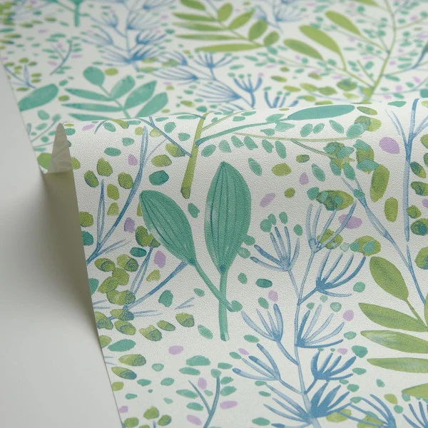 Tapetul vinilic cu model botanic Caselio Green Life Joy în nuanțe de verde