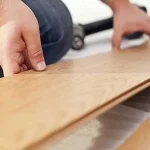 Cum Să Montezi Singur Parchetul Flotant (Pas cu Pas 2025) 7 Cum Să Montezi Singur Parchetul Flotant (Pas cu Pas 2025)