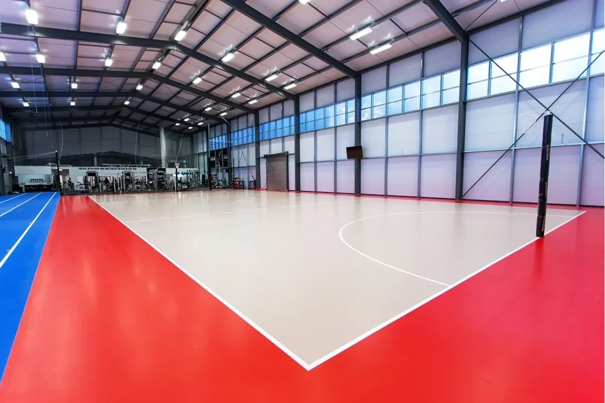 Poliuretan sau PVC: Care Este Cea Mai Sigură Pardoseală pentru Școli și Grădinițe în 2025?