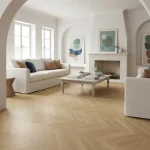 Parchet SPC herringbone stejar natur cu textură elegantă, Grenoble, Herringbone+, VinCore, 6x125x625 mm